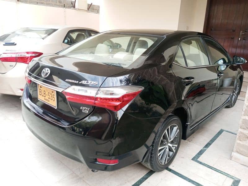 Toyota Grande 2017 Auto/Sunroof Fully Loaded Outclass in DHA Karachi 7