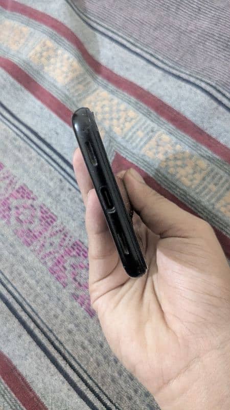 Google pixel 4a Non pta 6/128 3