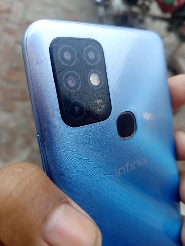 Infinix hot10.4/64 only mobile ha 03074937491. 7