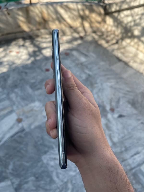 one plus 9 pro 5g 2