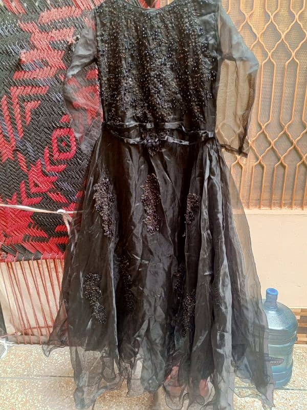 black maxi 0