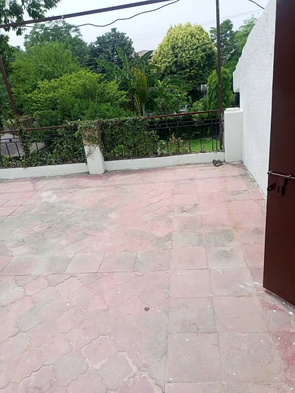 1 Kanal Upper Portion Available For Rent In Main Cantt. 12