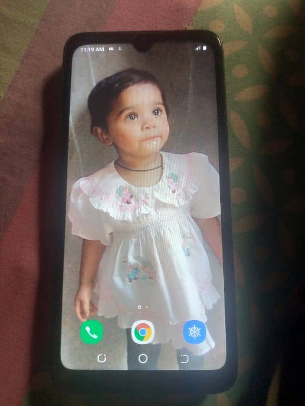 mobile ka back cover tota ha 3