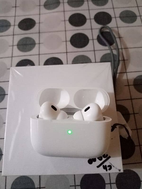 ear pods 3