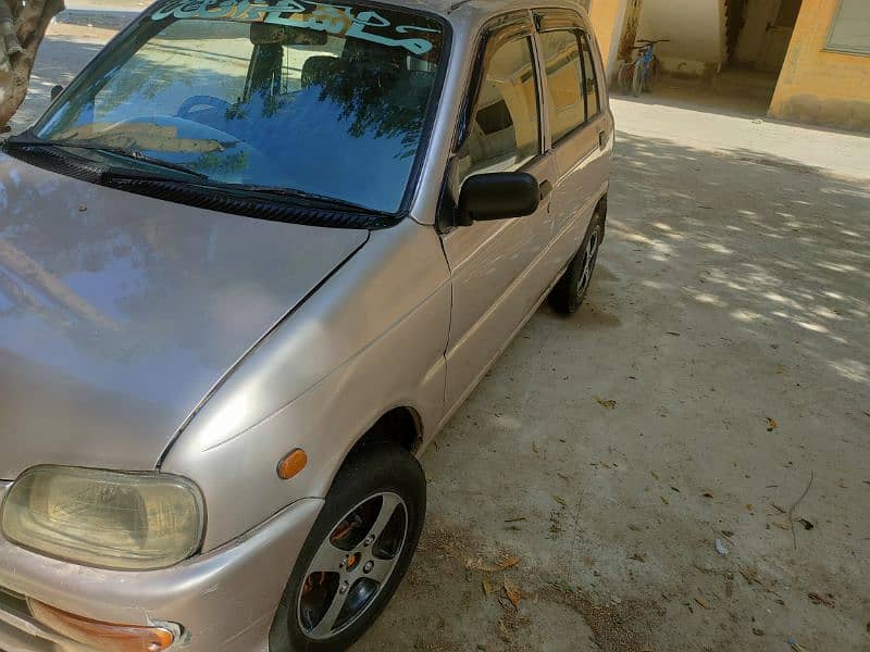 Daihatsu Cuore 2004 5