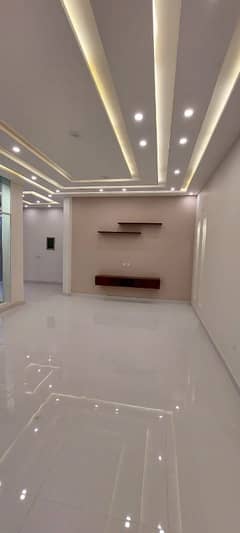 10 Marla Brand New House For Rent In Bahria Town Lahore