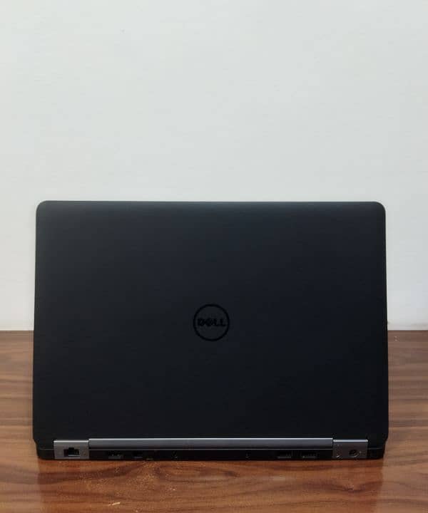 Dell Latitude E7470 | Core i5-6th Gen | 8/256GB | 14" FHD Display 1