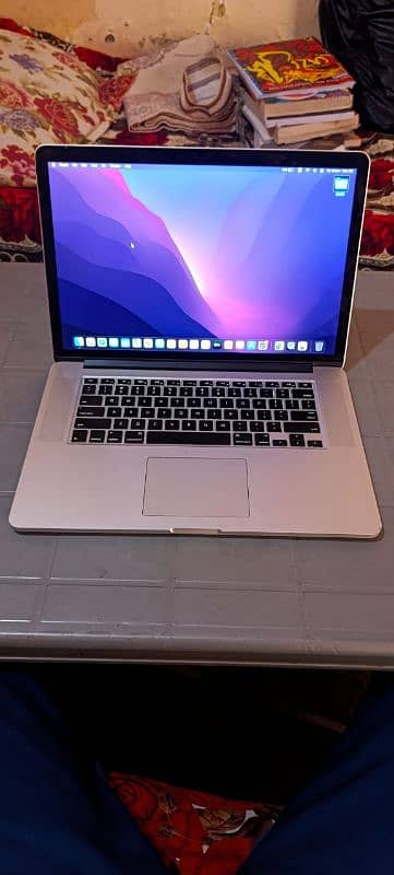 MacBook Pro 2015 15" inch 16/512 1