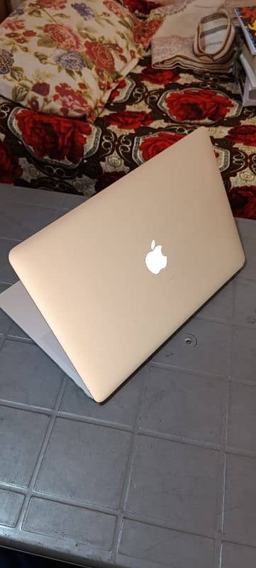 MacBook Pro 2015 15" inch 16/512 7