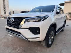 Toyota Fortuner V 2021