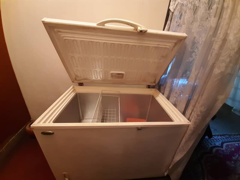 Totally new minor used Waves Deep Freezer urgent sale 3