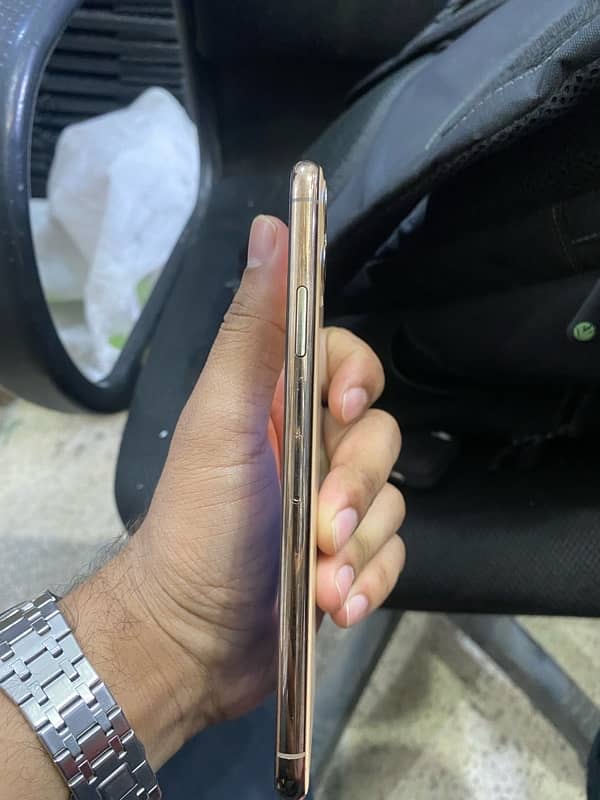 iphone 11 promax 512Gb Pta Approved dual sim 5