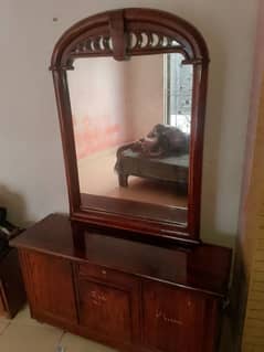 Used Wooden Dressing Table with Mirror for Sale – 12,500