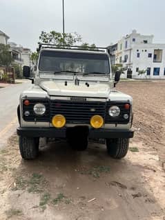 Land Rover Defender 2006