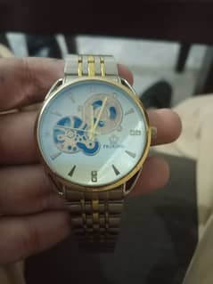 chain watch in affordable price excellent condition full ok