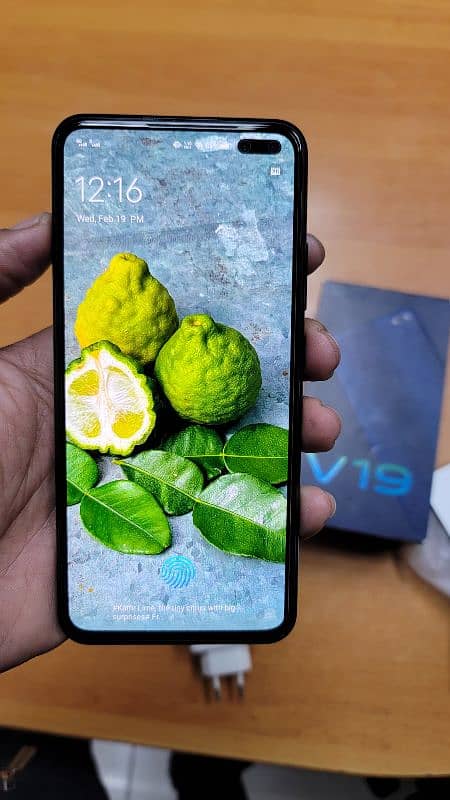 Vivo v19 like Brand New lush in display Fingerprint 4