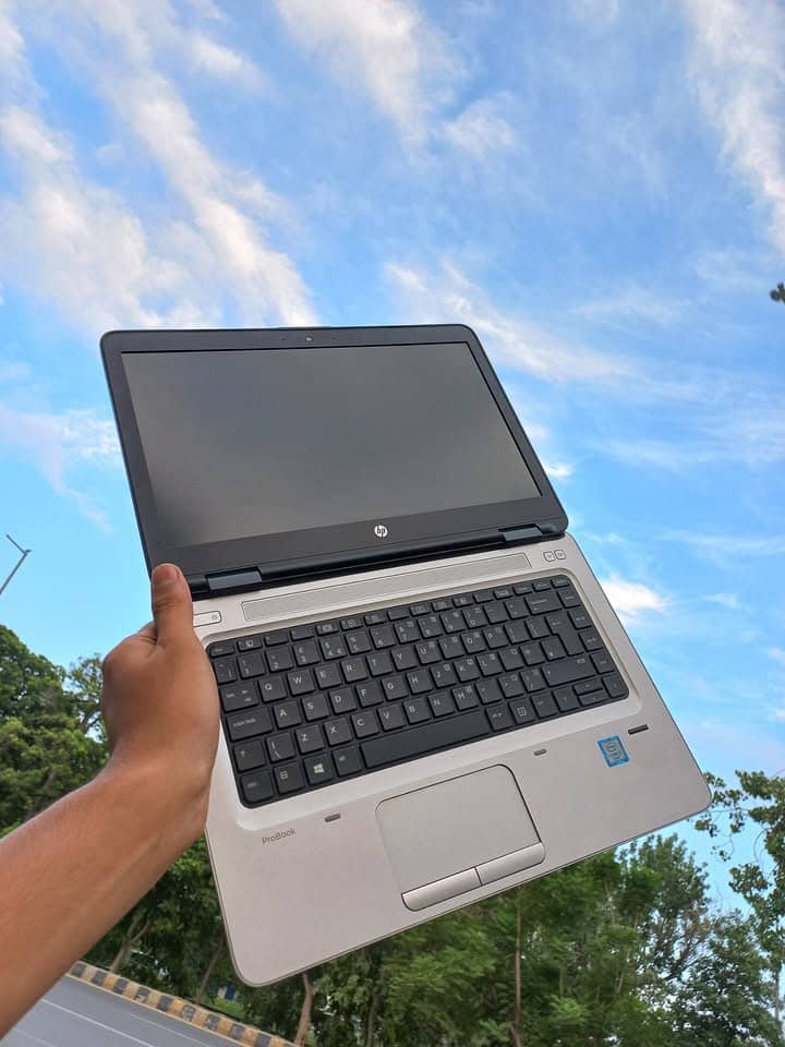 Hp pro book 640 G2 i5 6th gen 7