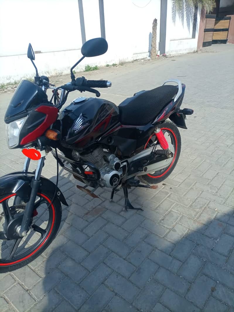 Honda CB 125 2020 1