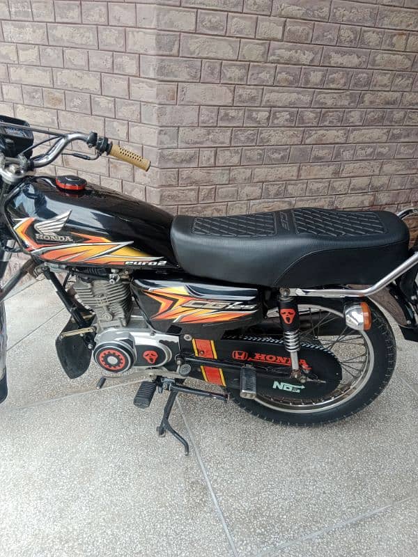 HONDA 125 USED AS NEW 10/10 5