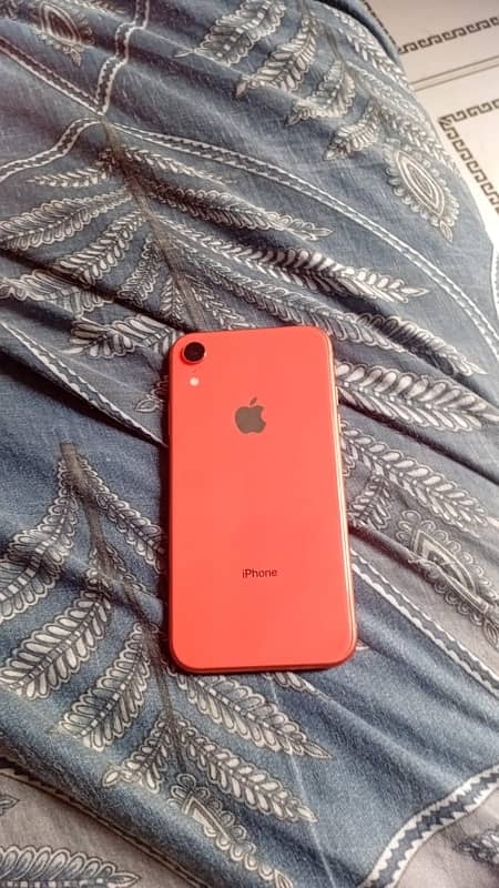 iphone xr 1