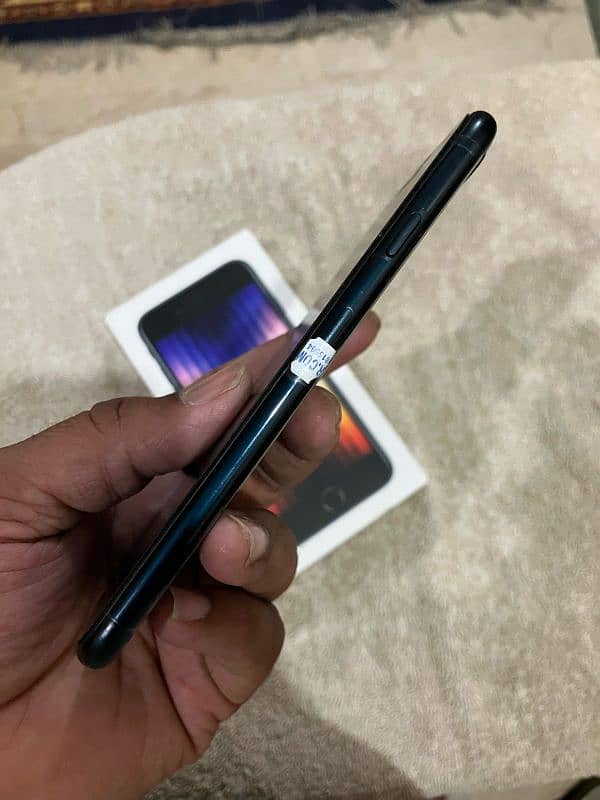 IPhone se 2022 3rd Gen 128 fu non pta 4