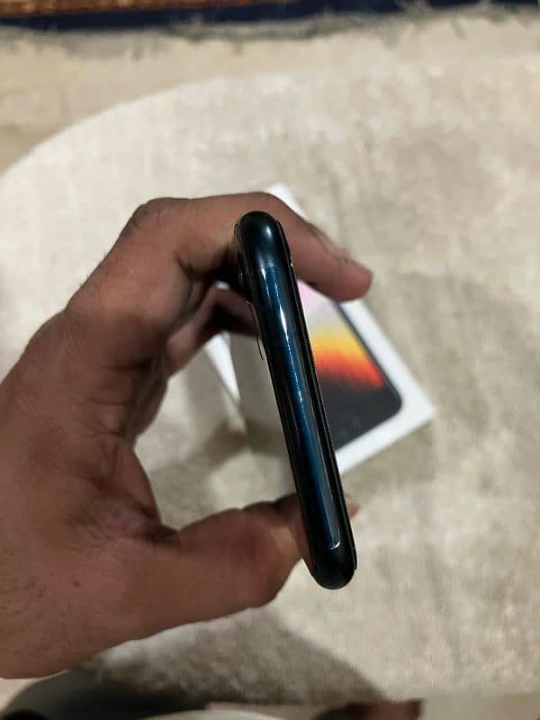 IPhone se 2022 3rd Gen 128 fu non pta 12