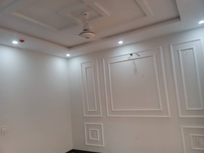 5 Marla brand new house for rent available in DHA rahbar 11 sector 2 bijali Pani available 12