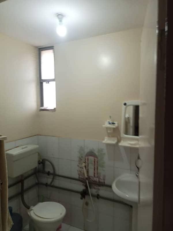 Flat For Sale In Gulistan-E-Jauhar - Block 19 3