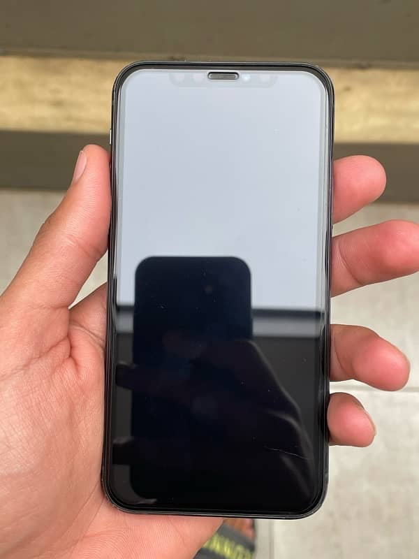 iphone 11 pro 0