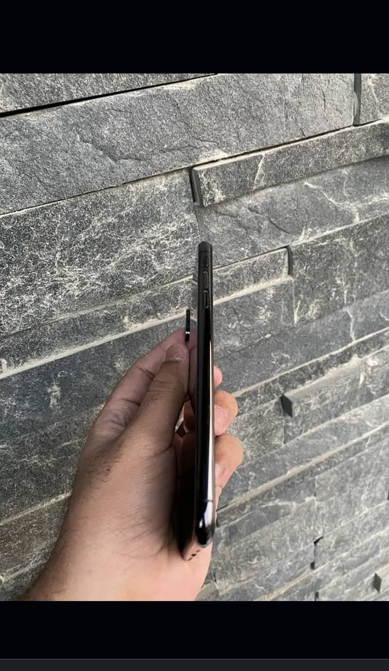 iphone xs max 512gb pta aproved official LLA model 2