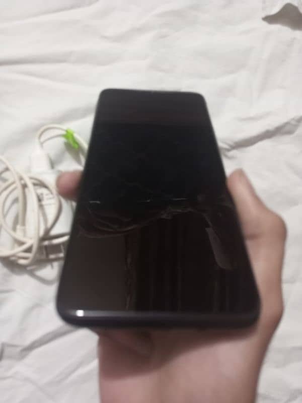 Infinix hot 9 play 2/32 GB with box and charger 6