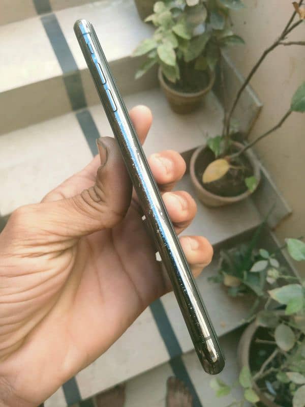 iPhone xs max non pta 1