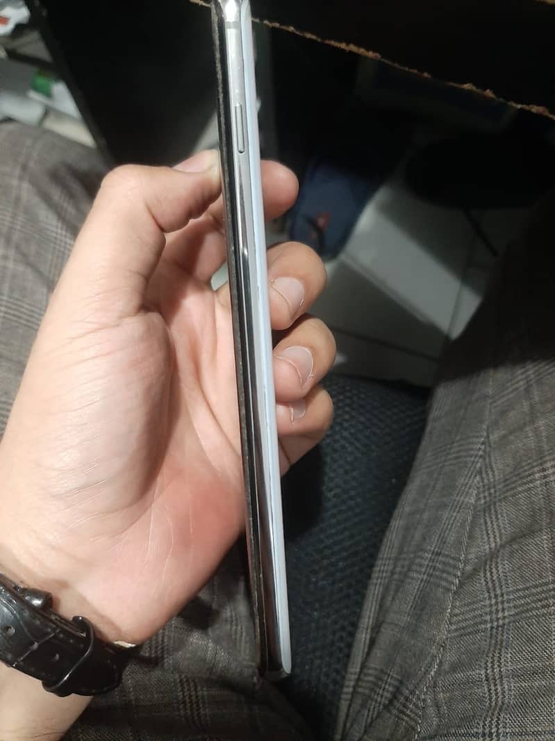 Samsung S10 Plus Mobile 2