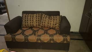 sofa in good condition