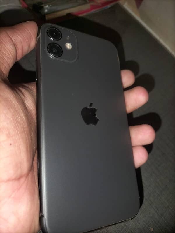 IPHONE 11 (JV) WITH BOX 6