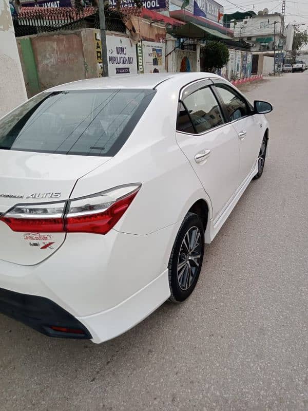 Toyota Altis 1.8 Grande 2021 8