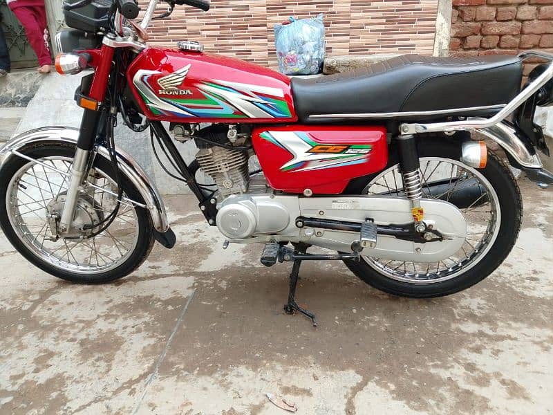 Honda 125 in genuine condition 0