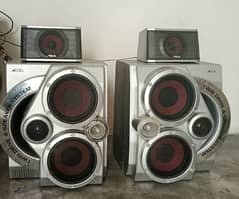 Aiwa Speaker's without Amplifier