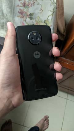 Motorola X4