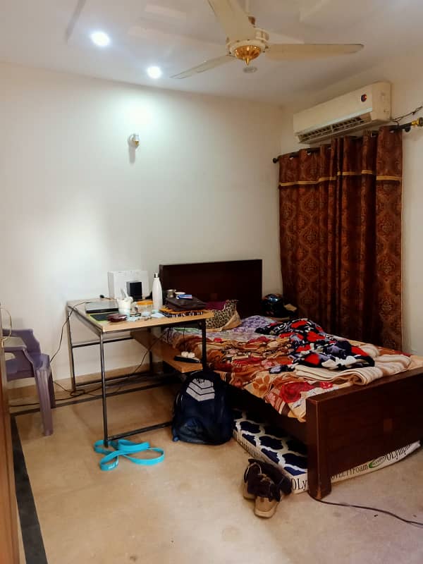 Furnish Room For Rent In Alfalah Town Near Lums Dha Phase 2 Lahore 4