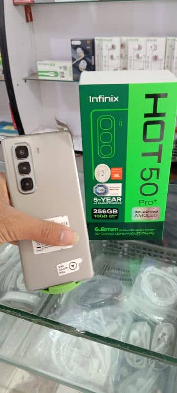 Infinix hot 50 pro plus 10 by 10 condition only 1 months use 0