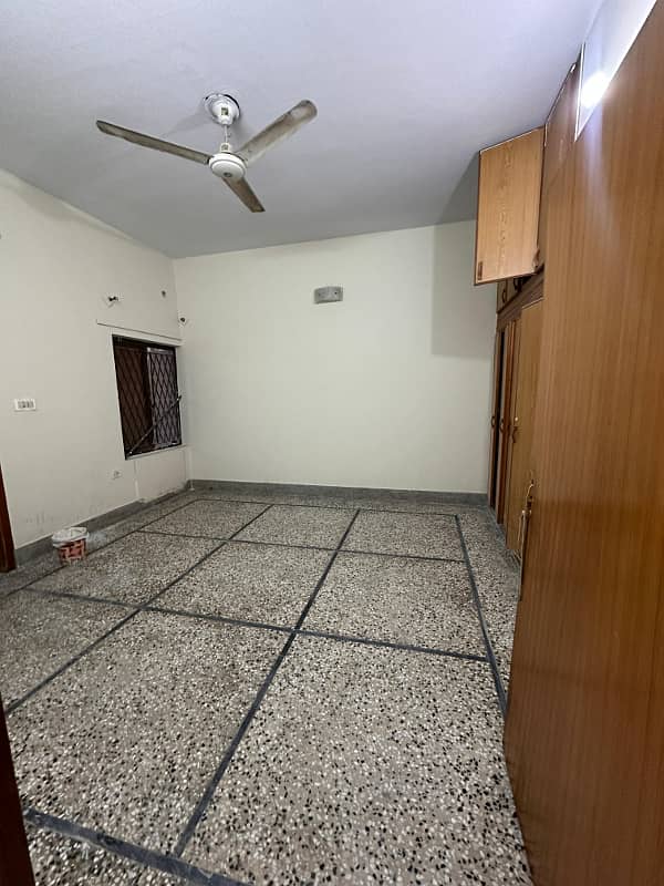 BRAND NEW UPPER PORTION FOR RENT LOCATION JAN COLONY 1