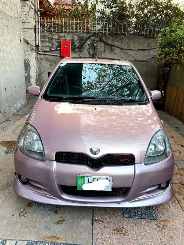 Toyota Vitz 2001 1