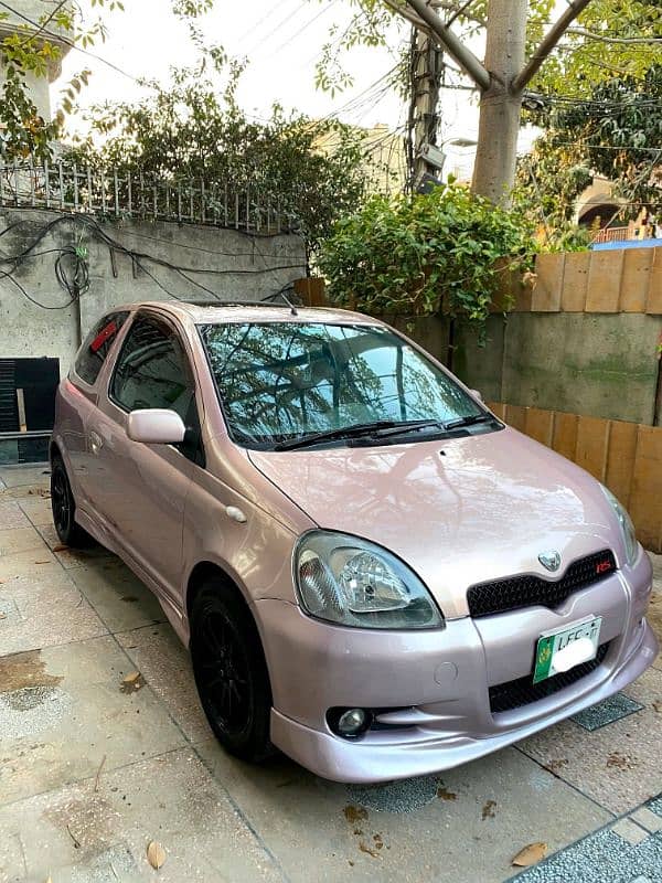 Toyota Vitz 2001 2