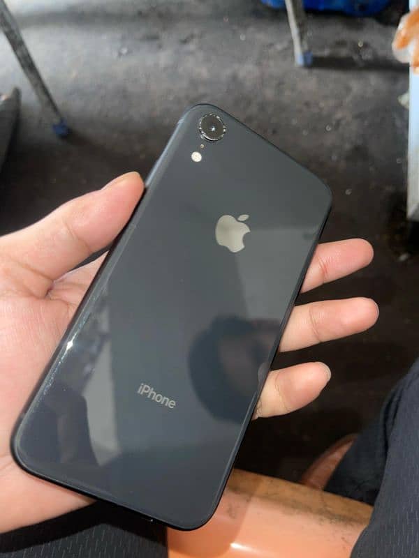 iphone xr 128gb officially approved 7