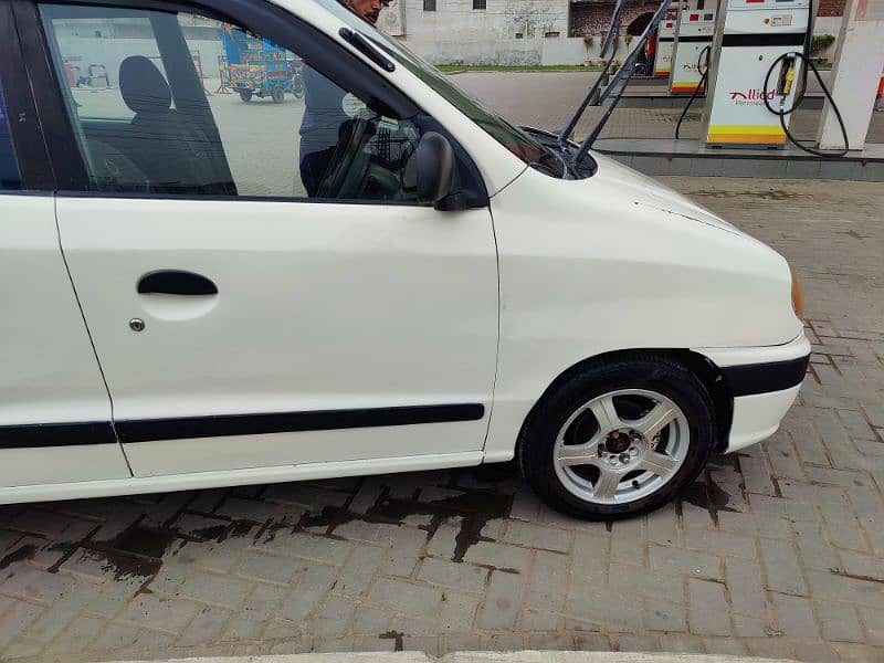 Hyundai Santro 2004 3