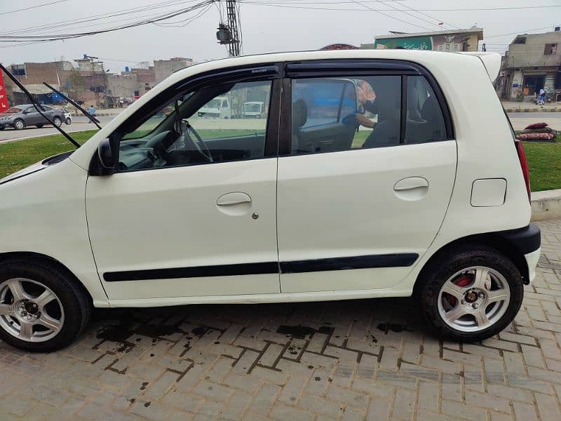 Hyundai Santro 2004 5