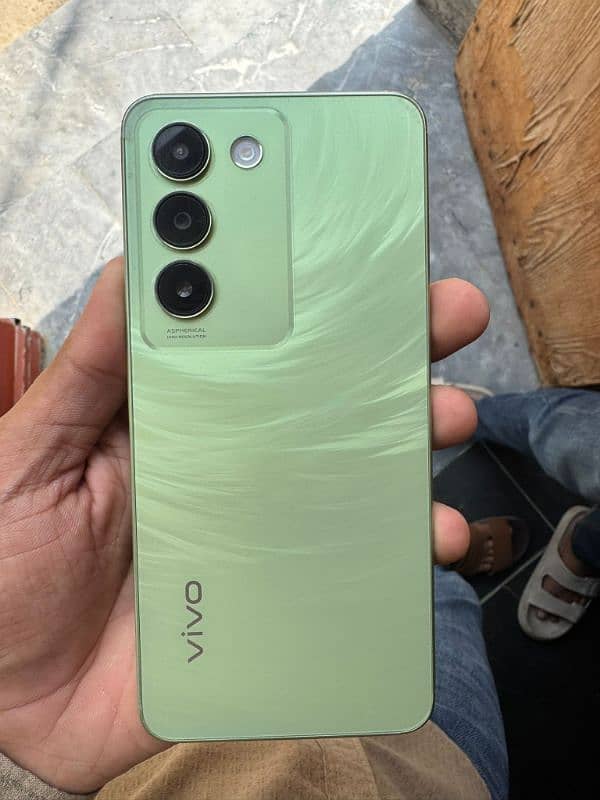 Vivo Y100 0