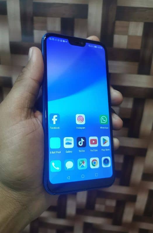 Huawei P20 Lite 128GB with Box 030/7961/281 0