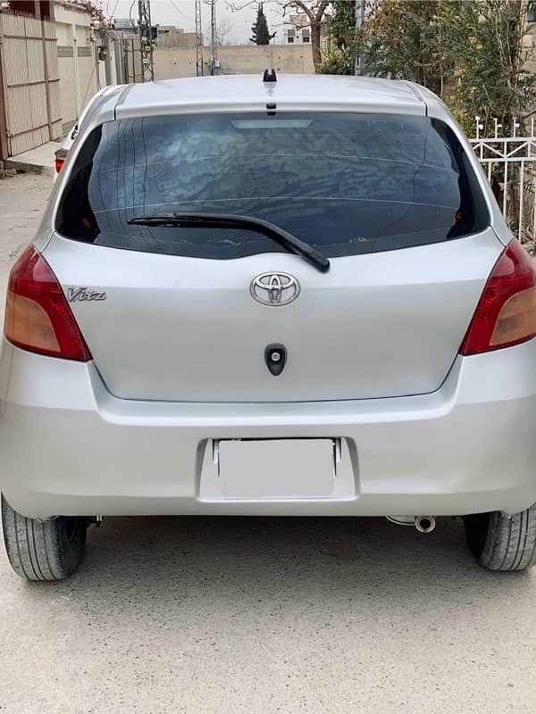 Toyota Vitz 2005 3